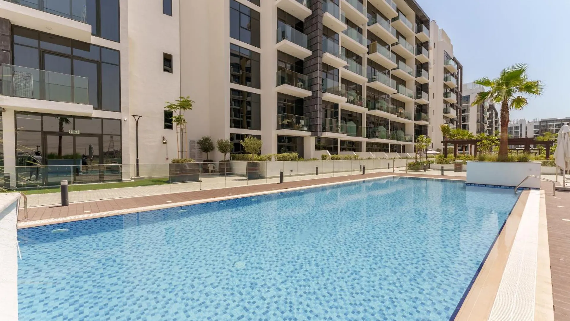 Chic 1Br Apartment In Azizi Riviera, Meydan Dubai