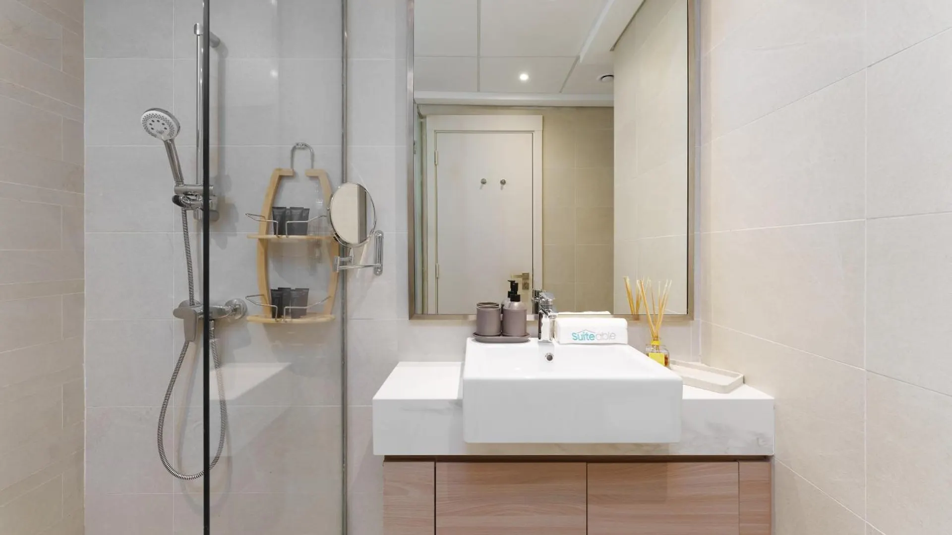 Chic 1Br Apartment In Azizi Riviera, Meydan Dubai 0*,  United Arab Emirates